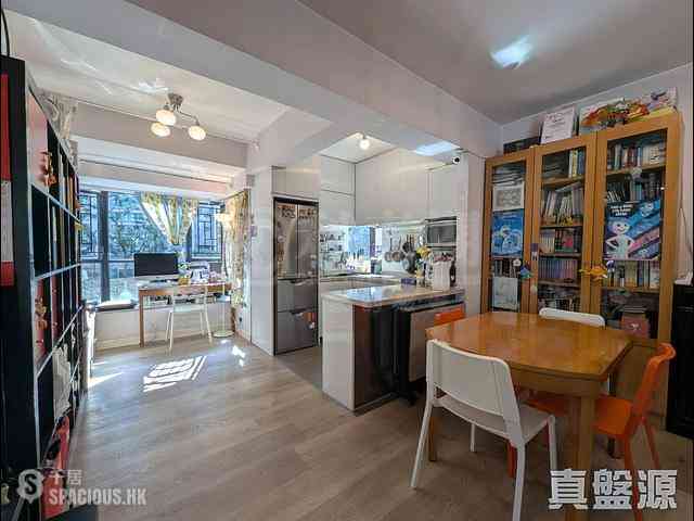 Mid Levels Central - Scenic Rise 01