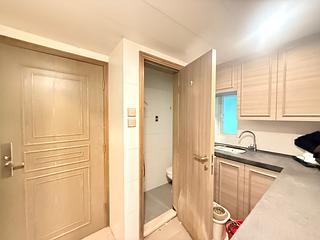Mid Levels West - Hong Kong Garden 14