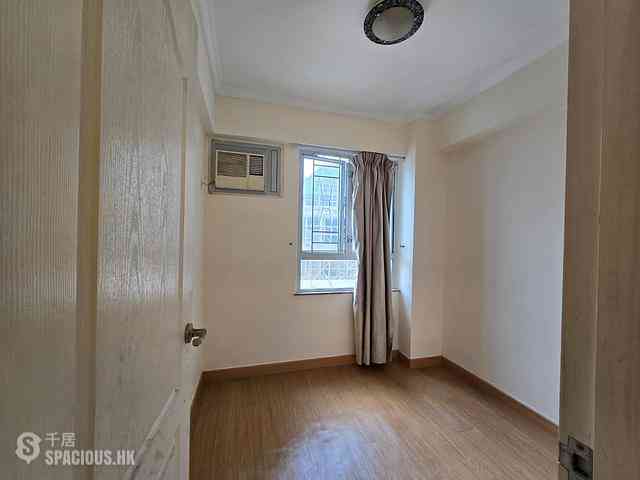 Causeway Bay - Lockhart House 03