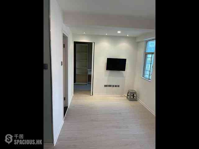 Sheung Wan - Midland Centre Block B 01