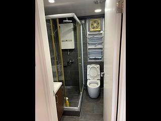 Sheung Wan - Midland Centre Block B 03