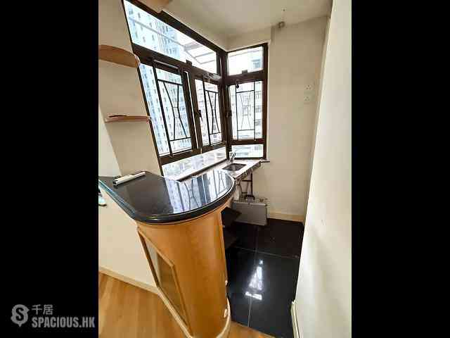 Wan Chai - Kam Lok Mansion 03