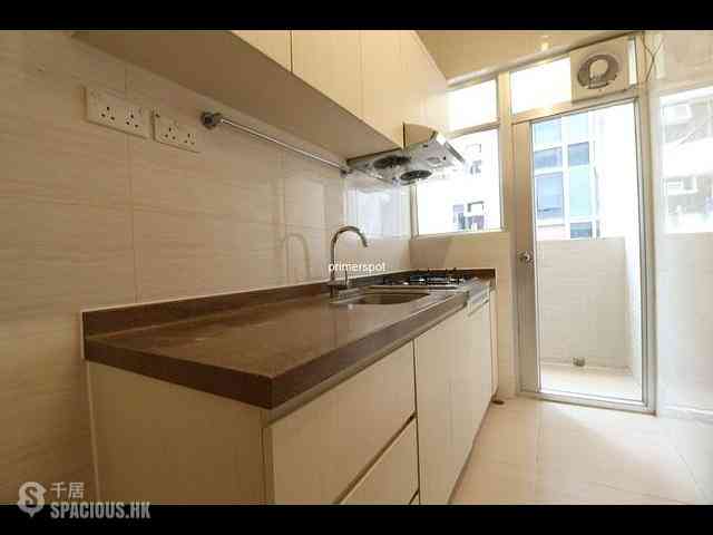 Wan Chai - Prime Mansion 09