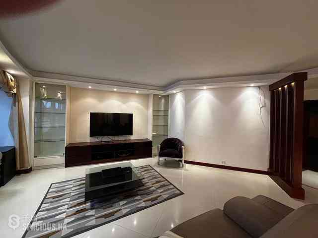 Mid Levels Central - Tregunter Tower 3 01