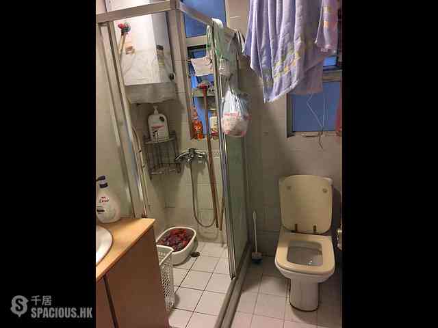 Sheung Wan - Sze Yap Building 04