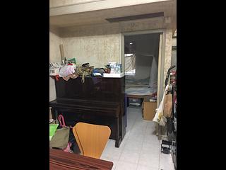 Sheung Wan - Sze Yap Building 07