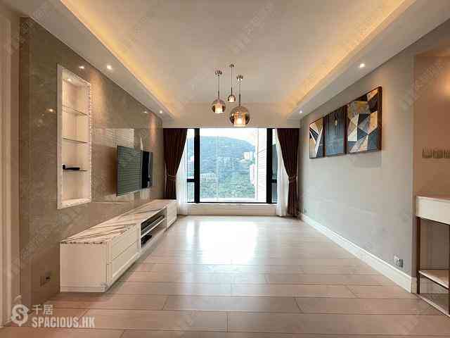 Leighton Hill - The Leighton Hill 03