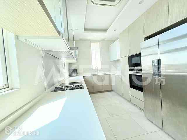 Repulse Bay - 110, Repulse Bay Road 17