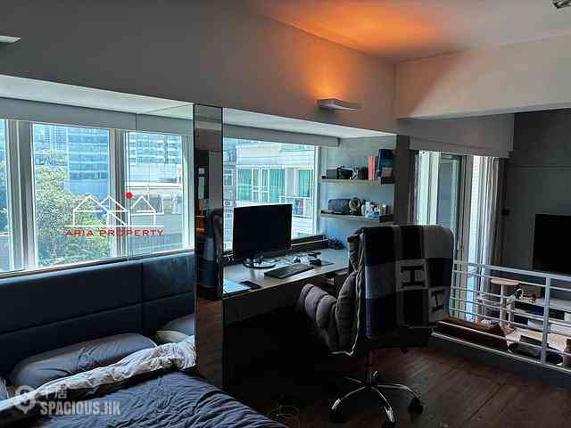 Tung Chung - Coastal Skyline Phase 4 Le Bleu Deux Block 2 06