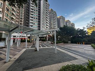 Tung Chung - Coastal Skyline Phase 4 Le Bleu Deux Block 2 12