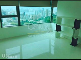 Happy Valley - The Colonnade 02