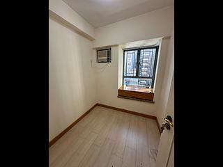 Sheung Wan - Queen's Terrace 05