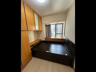 Sheung Wan - Queen's Terrace 06