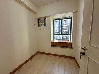 Sheung Wan - Queen's Terrace 09