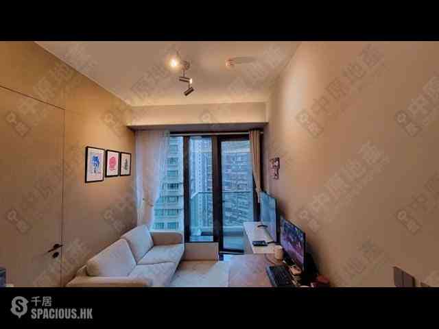 Mid Levels Central - The Richmond 01