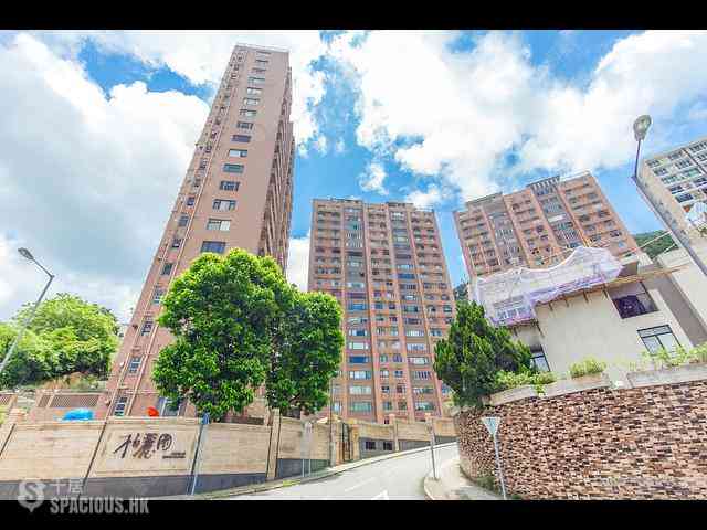Jardines Lookout - Butler Towers Block CD 05