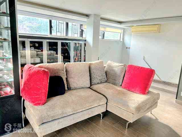 Jardines Lookout - Butler Towers Block CD 10