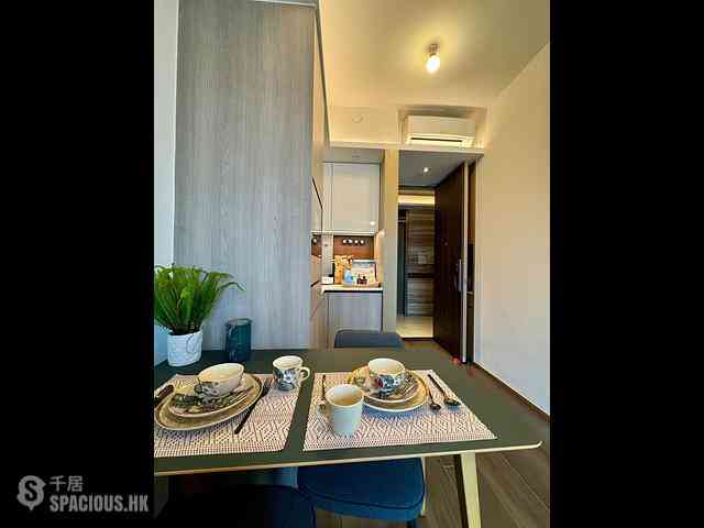Causeway Bay - The Consonance 01