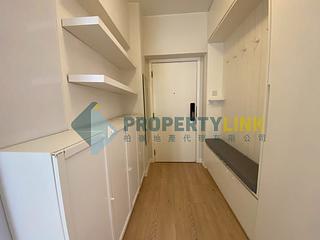 Sheung Wan - Welland Building 09