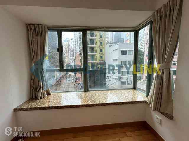 Sheung Wan - Queen's Terrace 09