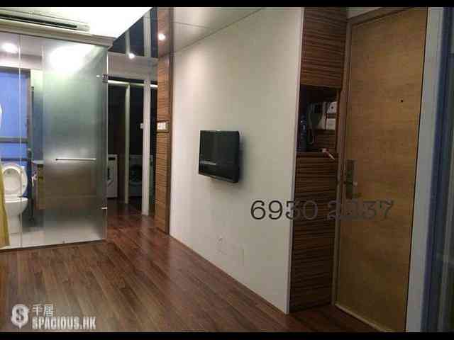 Sheung Wan - Urbana 38 01