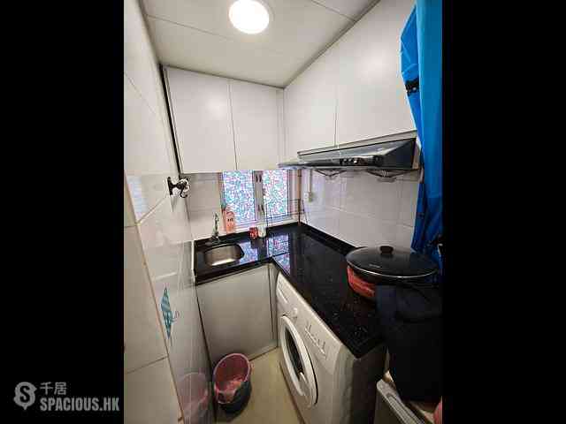 Mong Kok - 619-621, Shanghai Street 01