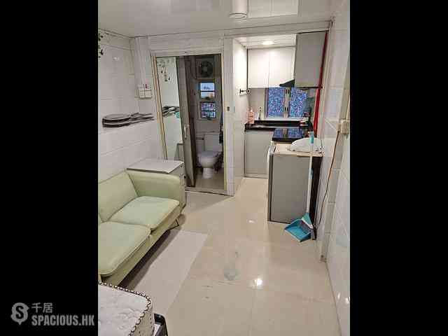Mong Kok - 619-621, Shanghai Street 04