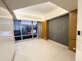 Wan Chai - Convention Plaza Apartments 06