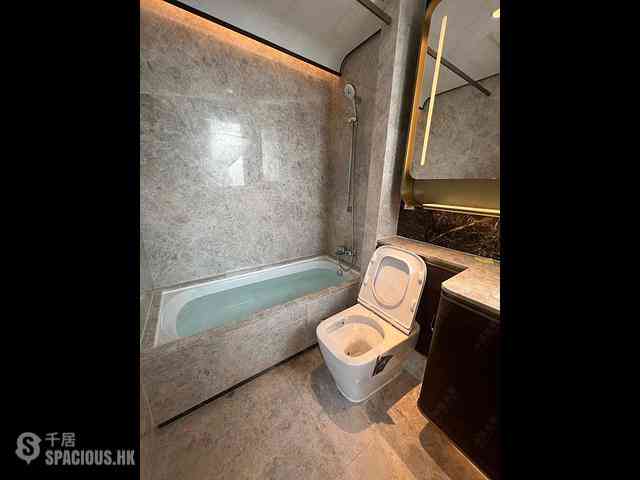 Wong Chuk Hang - The Southside Phase 2 La Marina Tower 1A 11