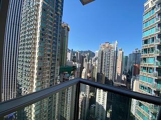 Wan Chai - The Avenue Phase 2 11