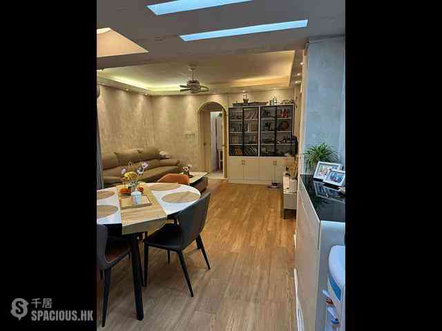 Tsim Sha Tsui - Holly Mansion 01