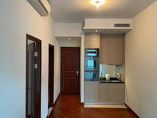 Wan Chai - The Avenue 11