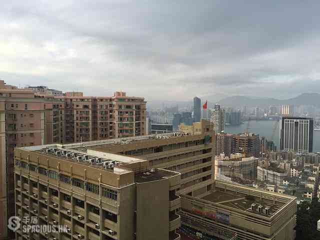 Braemar Hill - Wilshire Towers Block B 02