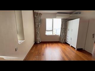 Braemar Hill - Wilshire Towers Block B 04