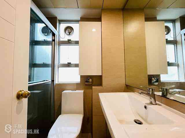 Happy Valley - 77-79, Wong Nai Chung Road 03