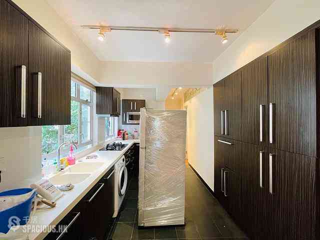 Happy Valley - 77-79, Wong Nai Chung Road 07