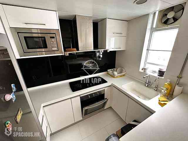 Sheung Wan - Wing Yu Building 03