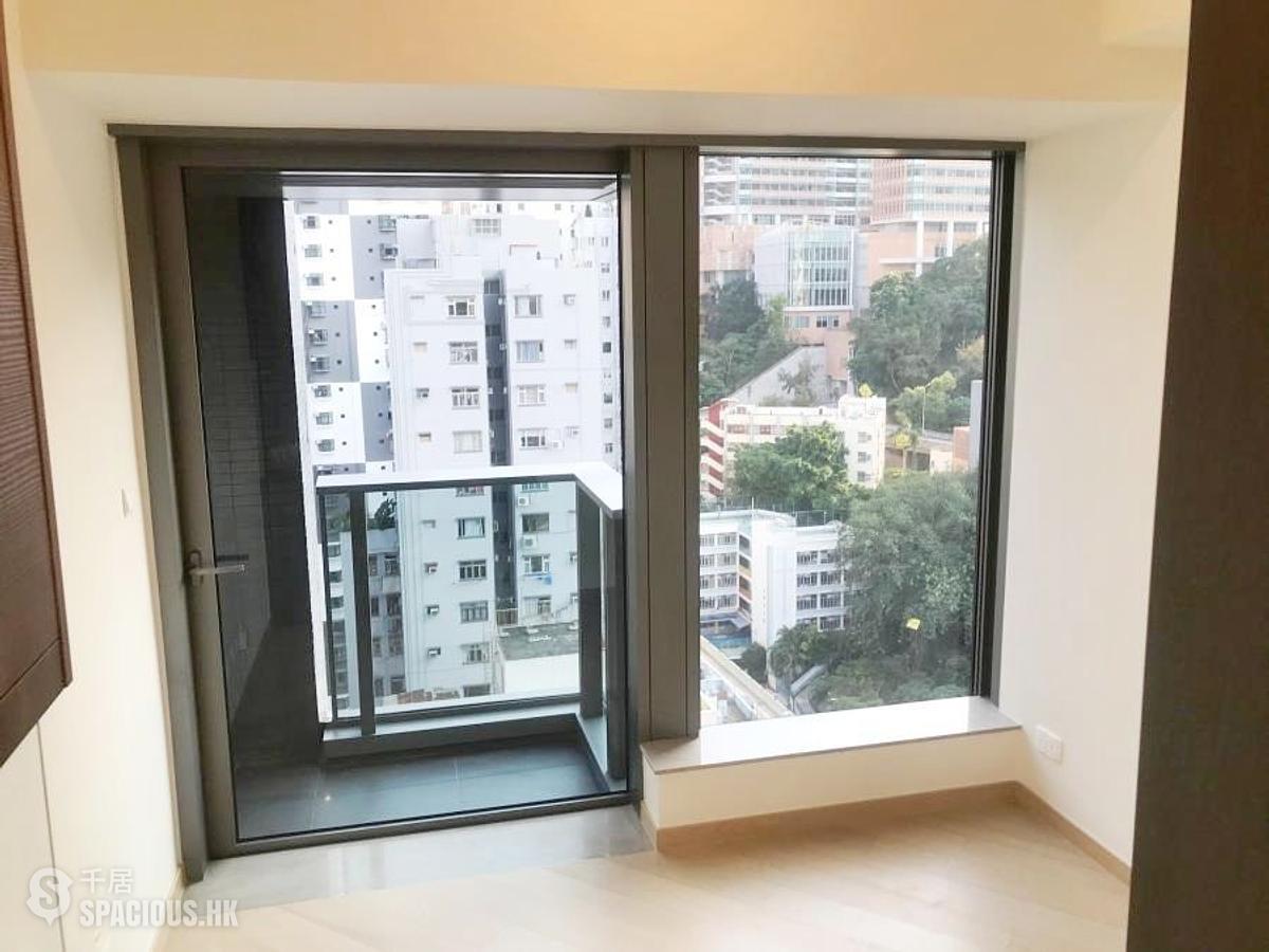 Shek Tong Tsui - Novum West 01