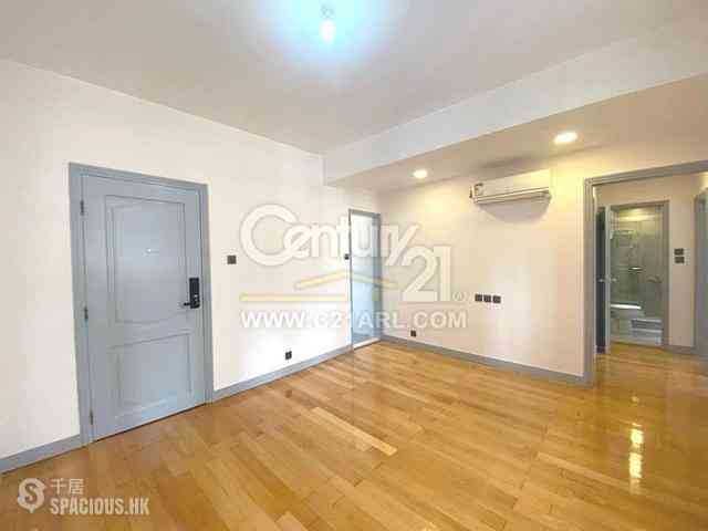 Wan Chai - Tak On Mansion 01