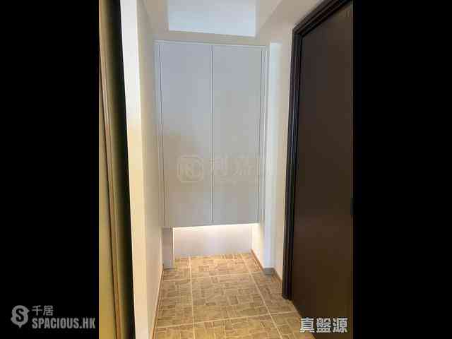 Mid Levels West - Realty Gardens Venice Court (Block 3) Venice Court 07