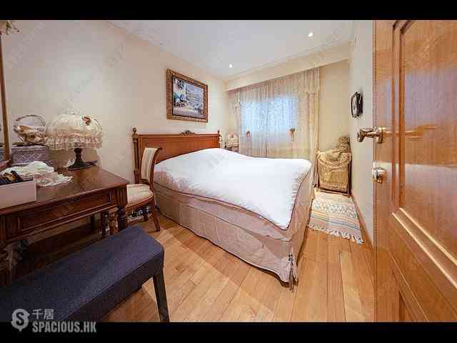 The Peak - Sunshine Villa 06