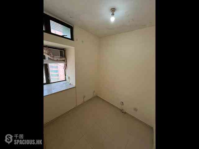 Tai Po - Mountain View Court 06