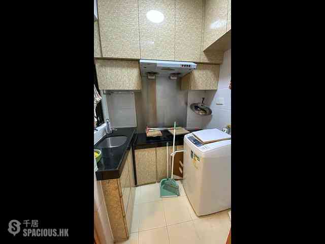 Sai Ying Pun - The First Building 06