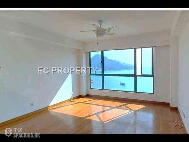 Stanley - Stanley Beach Villa 03