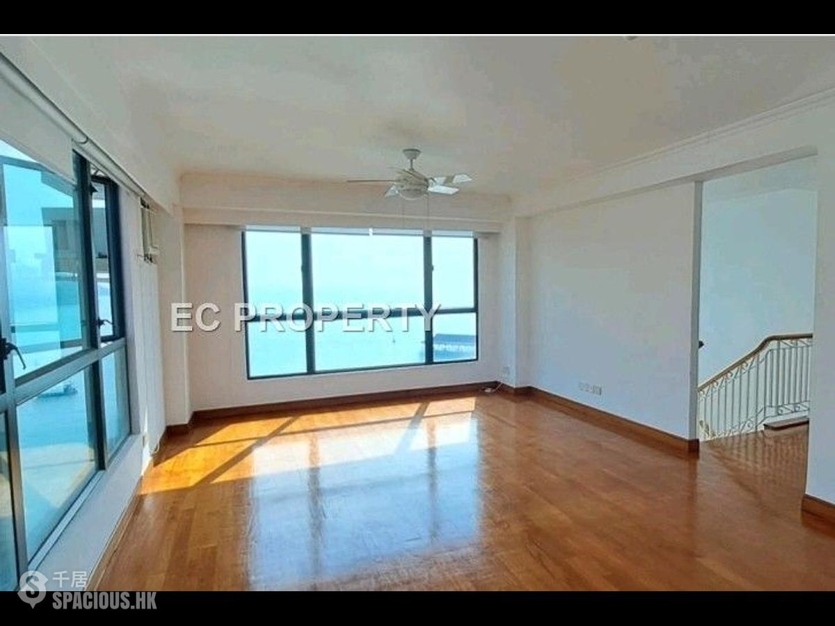 Stanley - Stanley Beach Villa 01