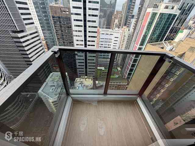 Wan Chai - L' Wanchai 04