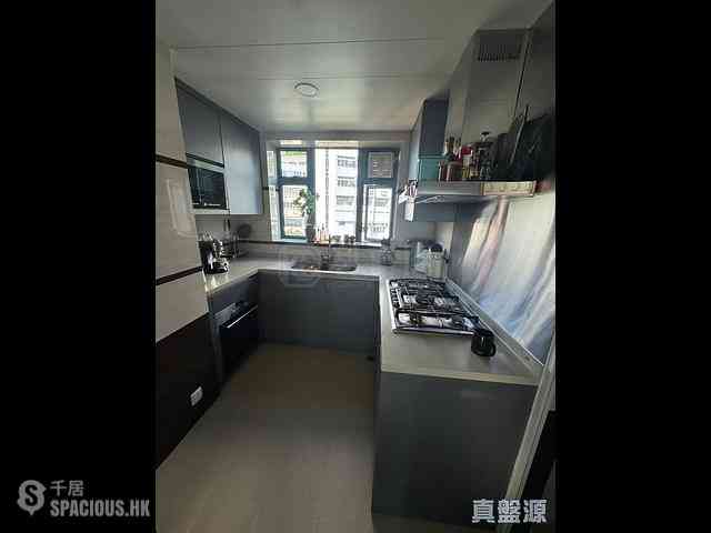 Pok Fu Lam - Royalton Phase 2 05