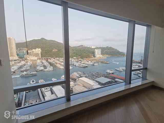 Ap Lei Chau - Larvotto 01