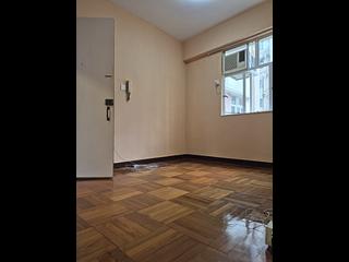 Wan Chai - Luen Fat Mansion 03