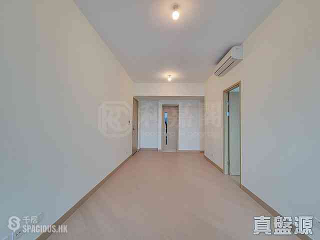 Cheung Sha Wan - Grand Victoria 04